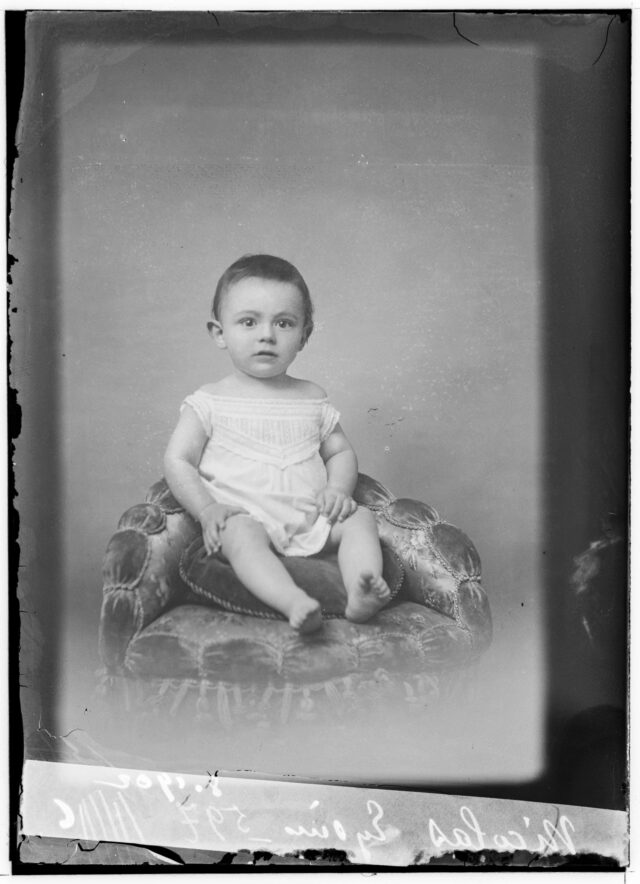 Portrait d'un bébé Nicolas, Eysins