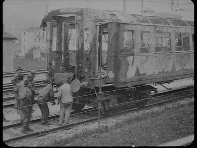 [Aus dem Betrieb des Schweizer National-Cinema W. Leuzinger Spielsaison 1924: Fragment eines Ciné-journal suisse: Nach dem grossen Eisenbahnunglück in Bellinzona, Mai 1924]